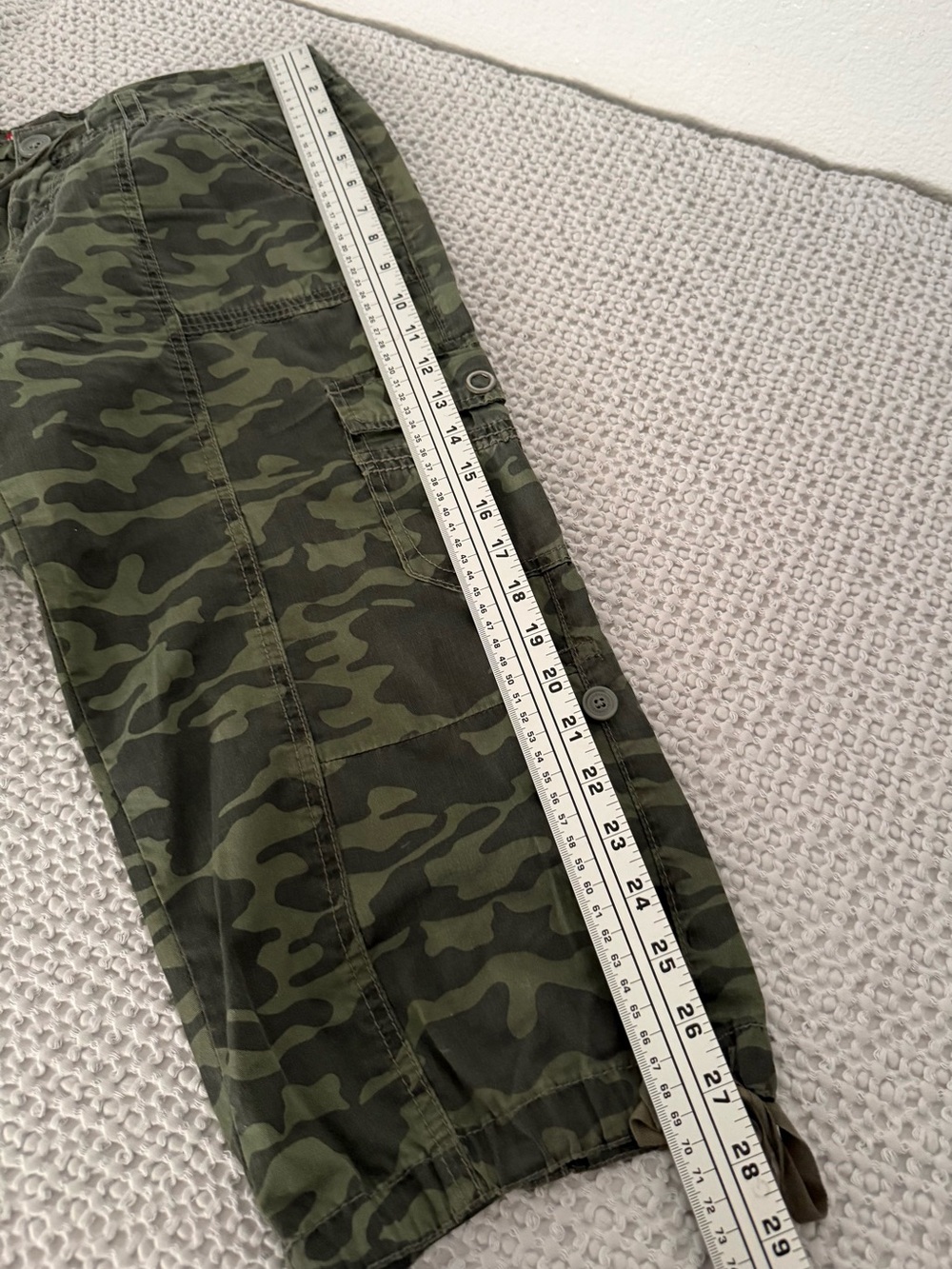 UNIONBAY womens capri Olive Camo Cargo Pants size 9 juniors - Picture 6 of 9